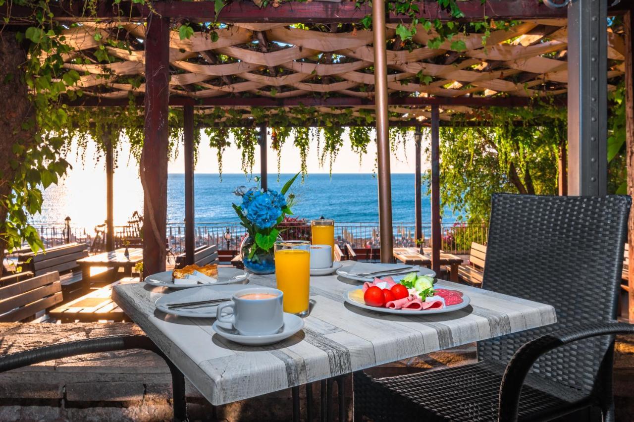 Elpida Hotel Golden Sands Exterior foto