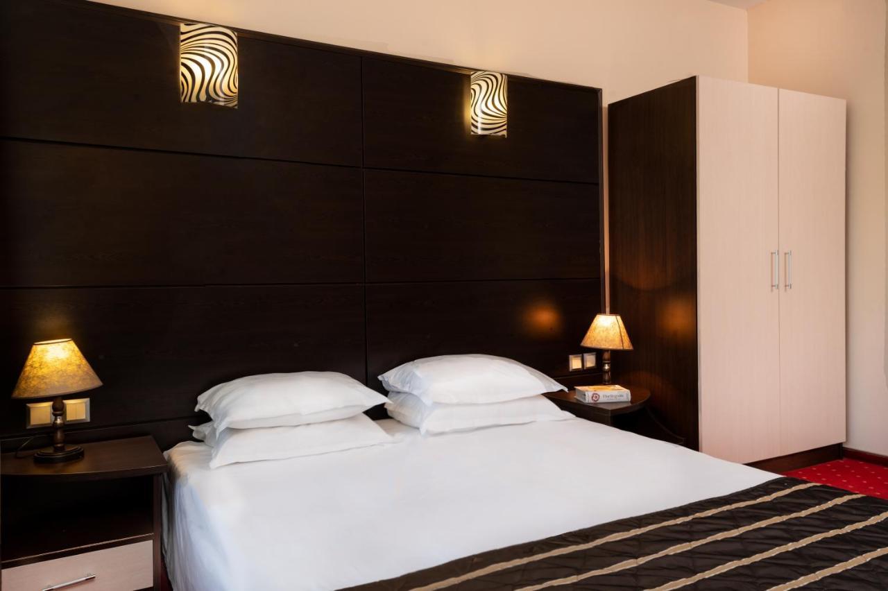Elpida Hotel Golden Sands Exterior foto