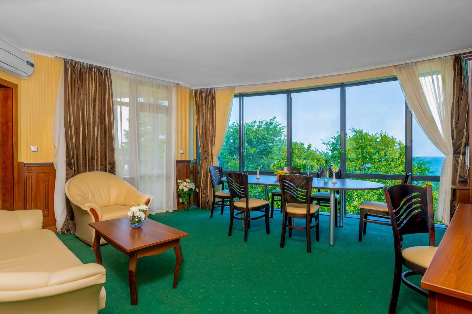 Elpida Hotel Golden Sands Exterior foto