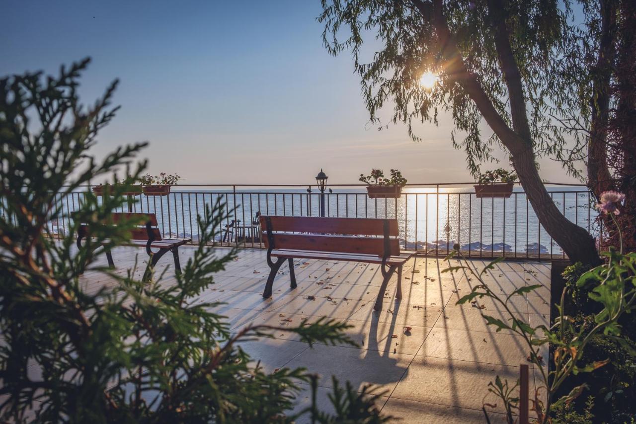 Elpida Hotel Golden Sands Exterior foto